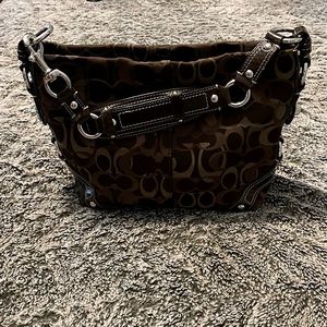 coach brown purse perfect condition looks almost new